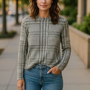 Max Studio Women’s Small Gray & White Patterned Sweater – Long Sleeve Geometric